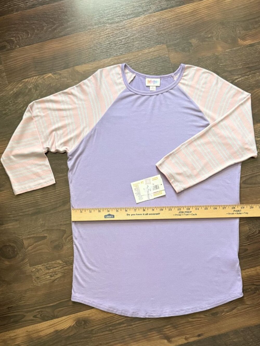 LulaRoe Randy Raglan Tee - NWT - Picture 6 of 8